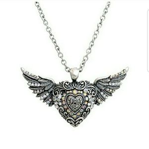 Large Crystal Detail Angel Wings Necklace